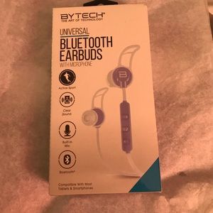 Bluetooth earbuds